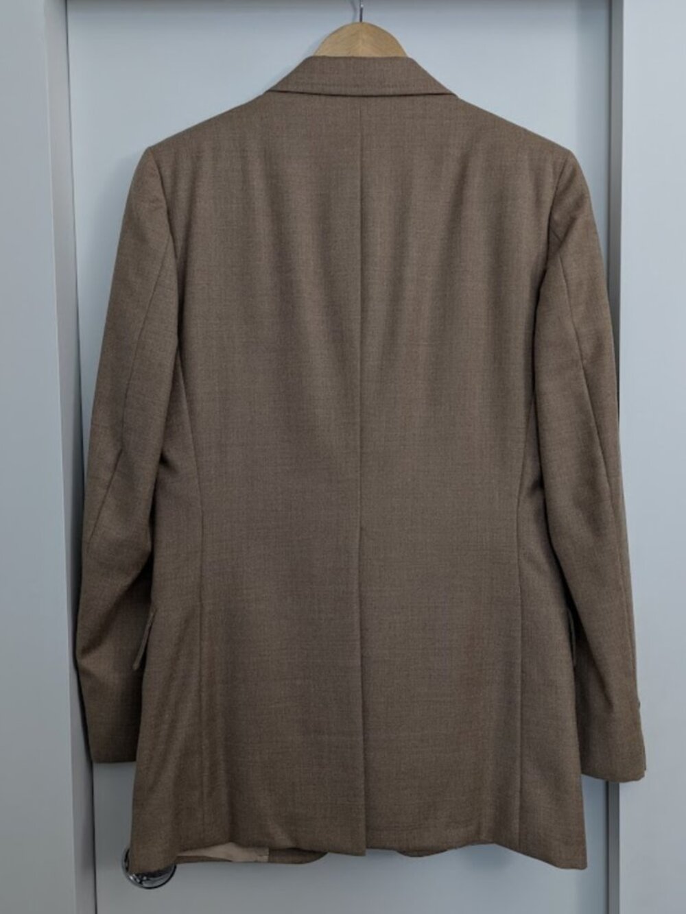 Pure Virgin Wool Equestrian-Inspired Longline Men’s Blazer - Picture 7 of 16